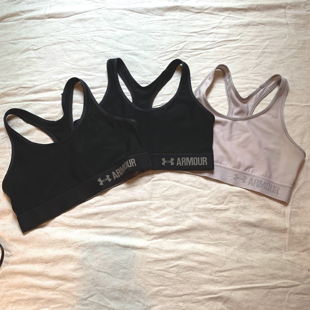 3 Medium Under Armour Womens Sports Bras